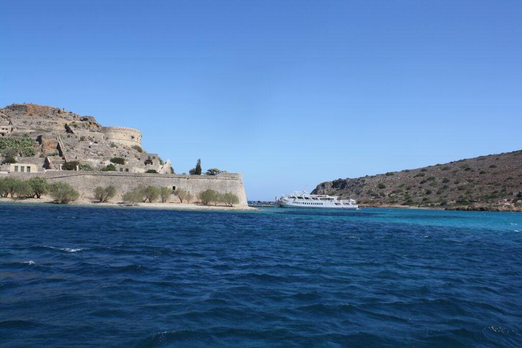 SPINALONGA Spinalonga ou l'île des lépreux